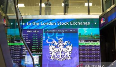 Saham Inggris Turun, Indeks FTSE 100 Naik 0,07 Persen