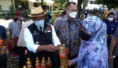 Pemprov Jabar Siapkan Operasi Minyak Goreng Murah Berbasis Aplikasi - Antara News