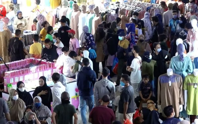 Ekonomi pasar di Tanah Abang meluas jelang lebaran - ANTARA News